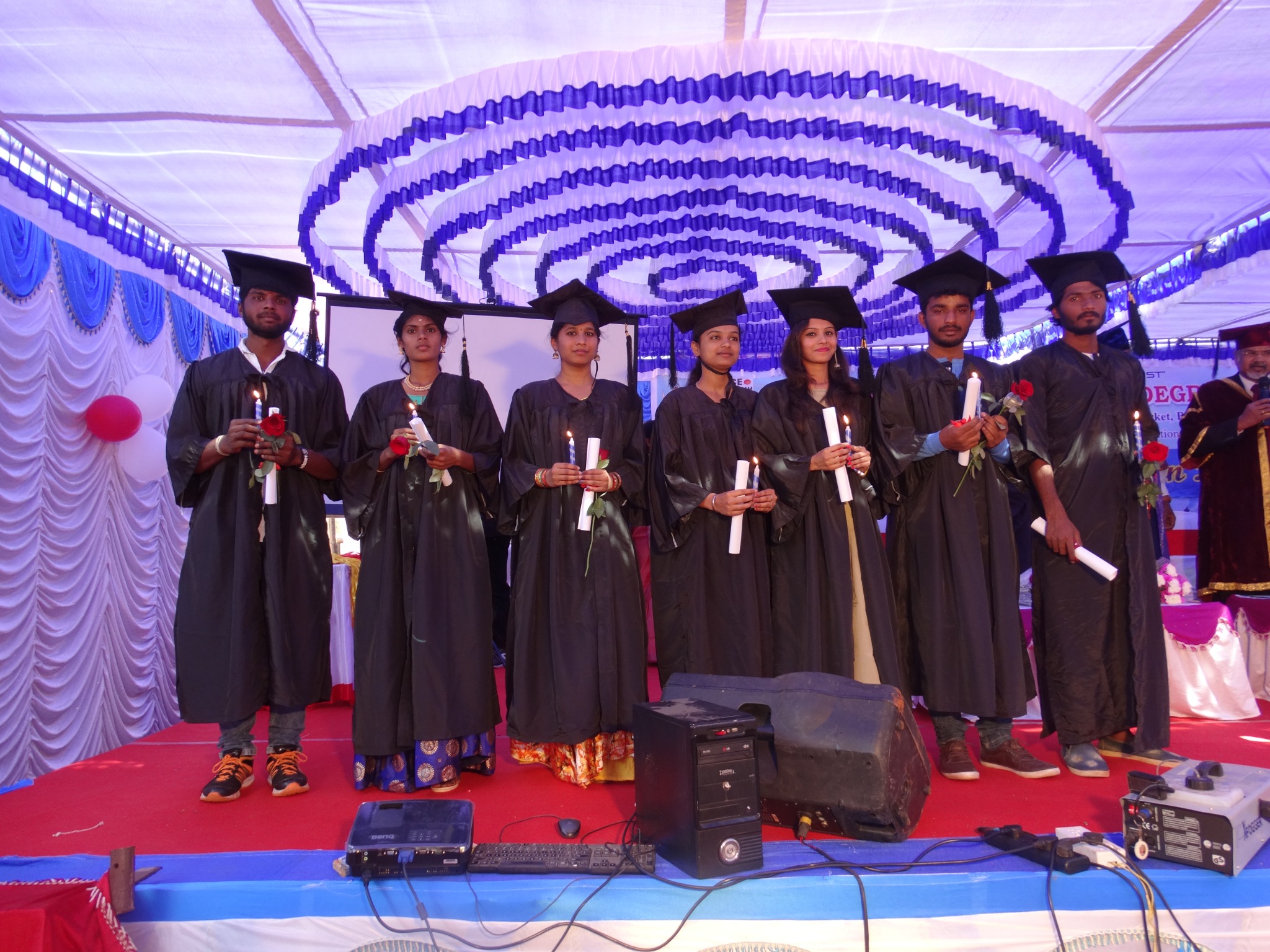 Convocation Ceremony โ Graduates with Faculty
