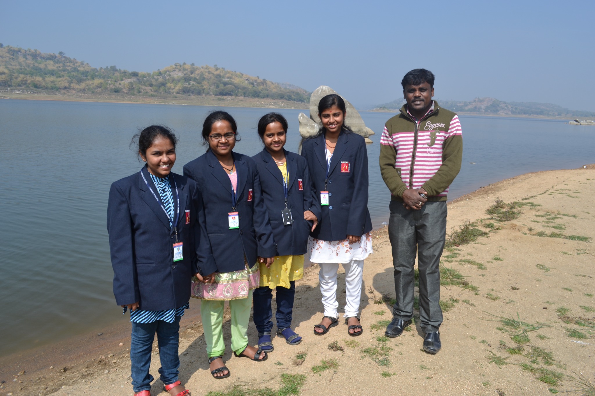 Educational Tour โ Student Group Photograph